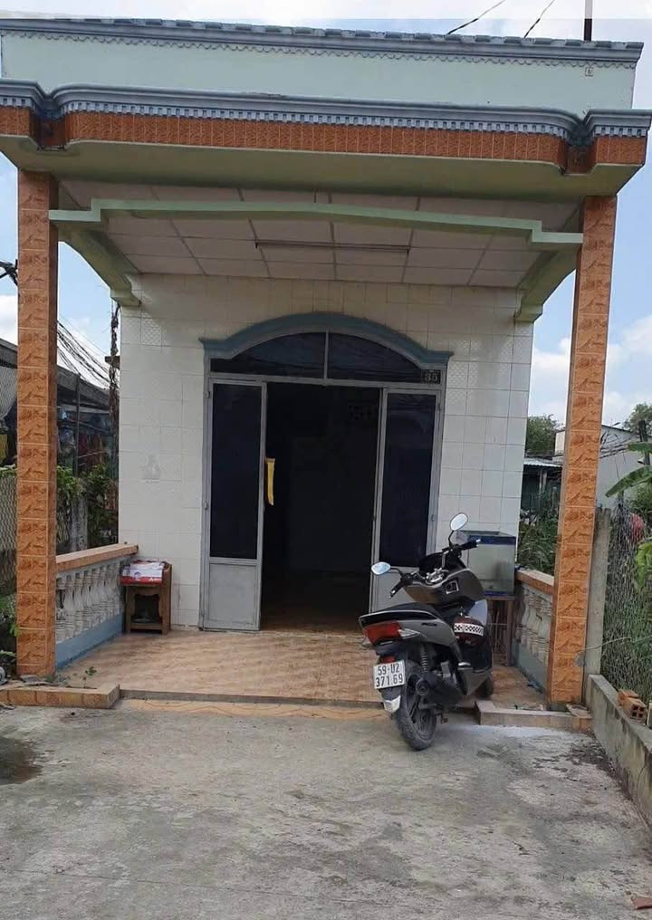 Nhà mặt tiền Nguyễn Văn Trưng, Tân An, 83m² giá 1.65 tỷ - Chính chủ cần bán gấp!