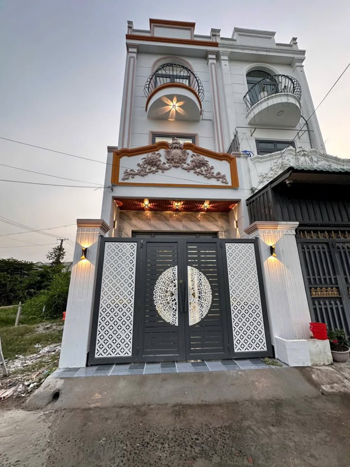 Nhà phố Tân Kim Cần Giuộc 44m² giá 2.35 tỷ - Tiềm năng kinh doanh vượt trội!