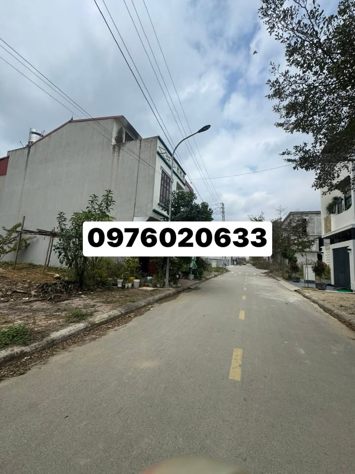 Đất Phú Lộc 1,2 Thành Phố Lạng Sơn 80m² giá 3 tỷ - Vị trí đẹp, tiện ích đầy đủ!