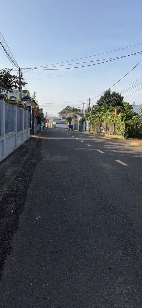 FrontHouse đường Huỳnh Thúc Kháng, Bảo Lộc 125m² giá 2.5 tỷ - Kinh doanh thuận lợi!