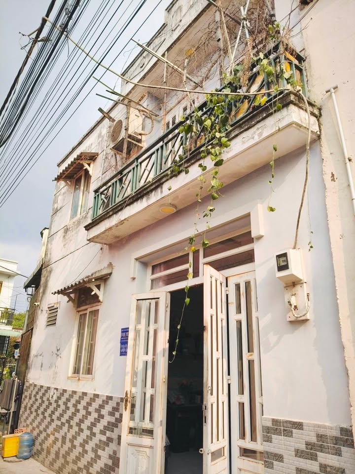 Nhà riêng Ấp 7, Huyện Hóc Môn 34m² giá 2.15 tỷ - Nhà đúc 1 lầu chắc chắn!