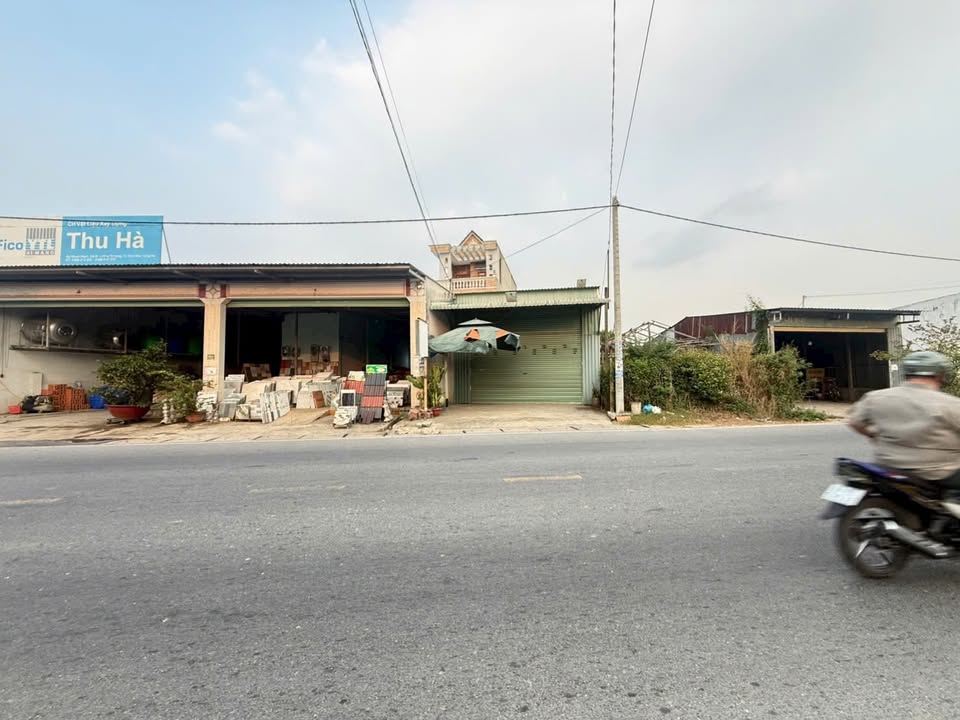 Nhà mặt tiền Đức Hòa Thượng 288m² giá 4.15 tỷ - Chính chủ bán gấp!