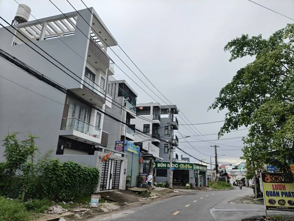 Nhà mặt tiền kinh doanh đường số 1, phường Long Trường, 137m², giá 8.9 tỷ - Đầu tư sinh lời ngay!