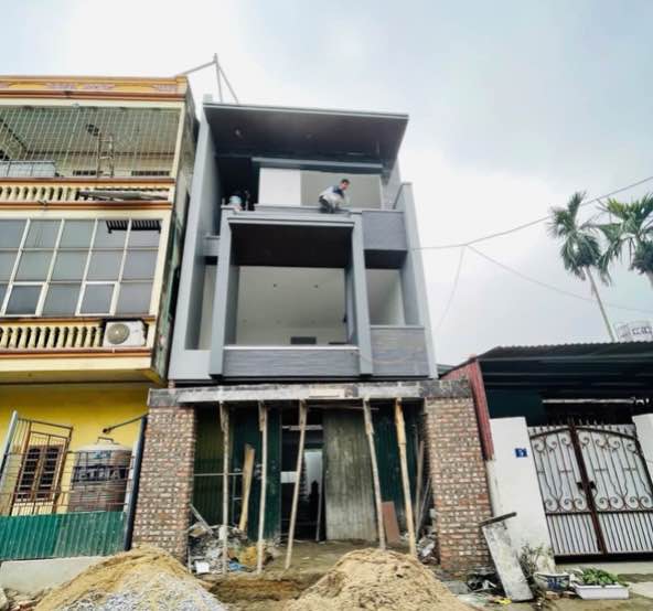 Nhà 3 tầng Đường Phú Thái E 85m² giá 5.05 tỷ - Thiết kế hiện đại, không lo ngập lụt!