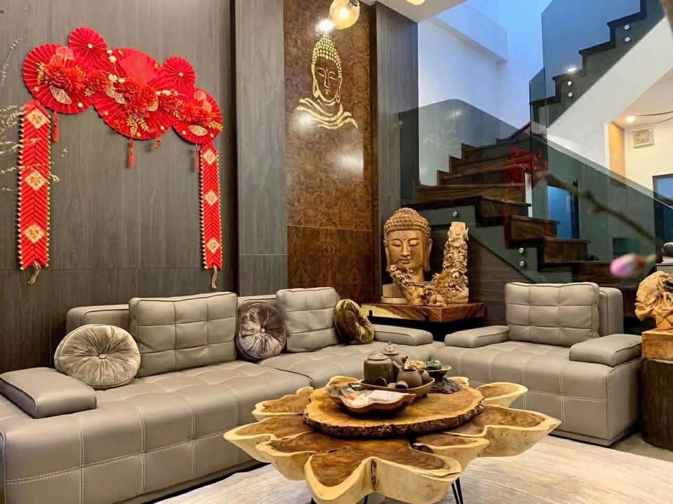 Nhà 4 tầng Cảm Hội, Hai Bà Trưng 60m² - Vị trí trung tâm, giao thông thuận tiện!