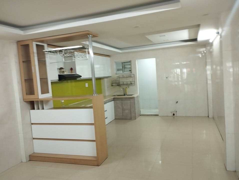 FrontHouse mặt tiền Ngô Quyền 83m² giá 14.5 tỷ - Kinh doanh lý tưởng!