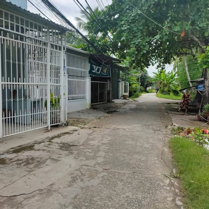 Nhà cho thuê đường Võ Trường Toản, Rạch Giá 2 phòng ngủ - Sân rộng thoáng mát!