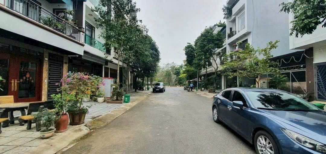 Bán lô đất LK mặt bằng 530 đối diện Khách Sạn Mường Thanh Thanh Hóa 80m² - Cơ hội đầu tư hấp dẫn!