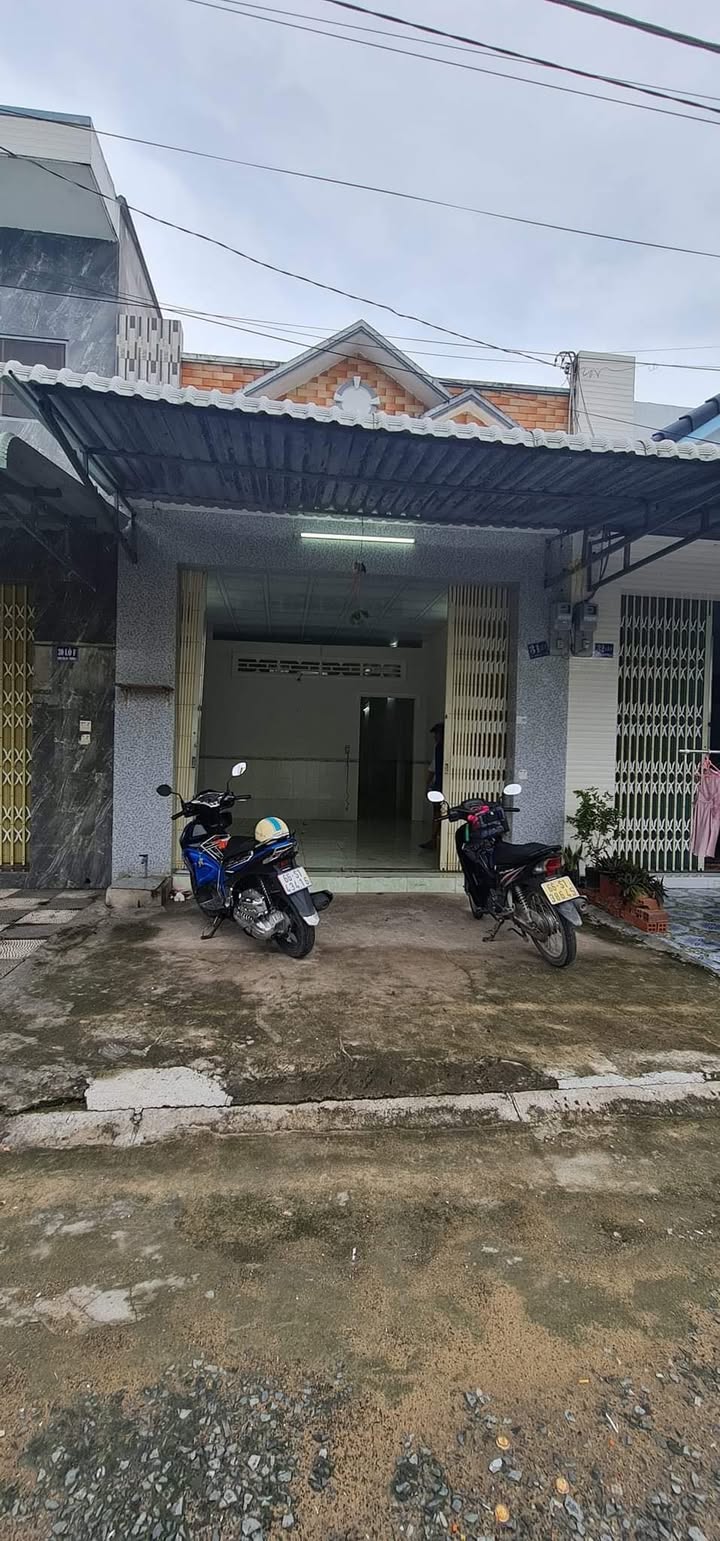 Nhà cho thuê Phường 3, Sa Đéc 3 triệu/tháng - Không gian thoáng đãng, tiện nghi!