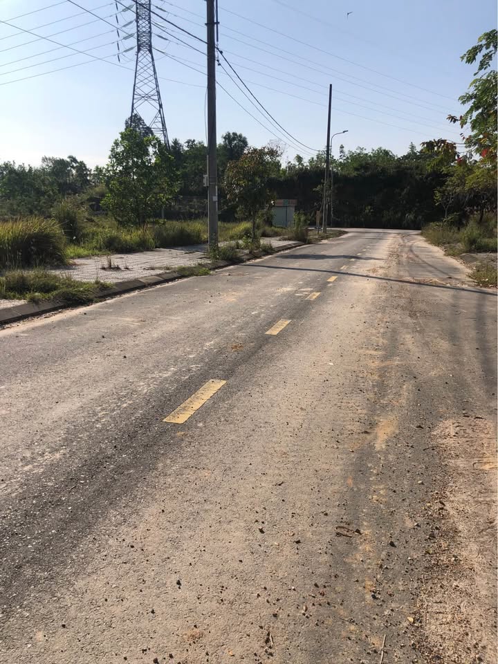 Đất nền khu công nghệ cao Đà Nẵng 300m² giá 5 tỷ - Cơ hội đầu tư hấp dẫn!