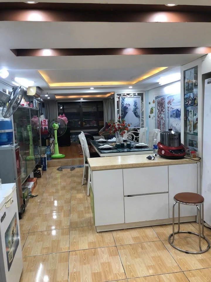 Nhà mặt tiền Nguyễn Thị Minh Khai, Hải Châu 74m² giá 16 tỷ - Kinh doanh sầm uất!