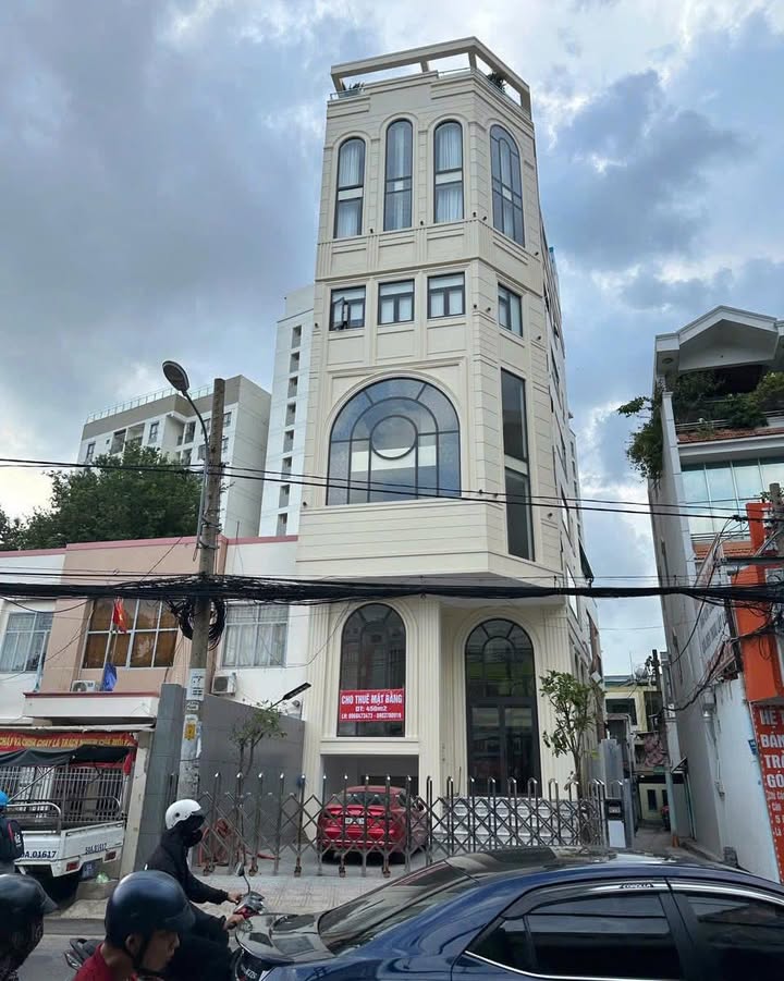 Building góc 2 mặt tiền Lê Quang Định, Gò Vấp 184m² giá 72 tỷ - Cơ hội đầu tư hiếm có!