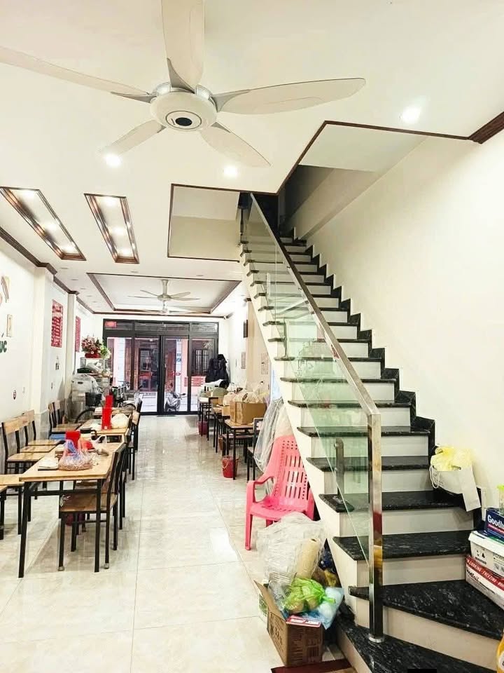 Nhà 3 tầng phố Muối, Lạng Sơn, 97m² giá 7 tỷ - Đầu tư sinh lời tuyệt vời!