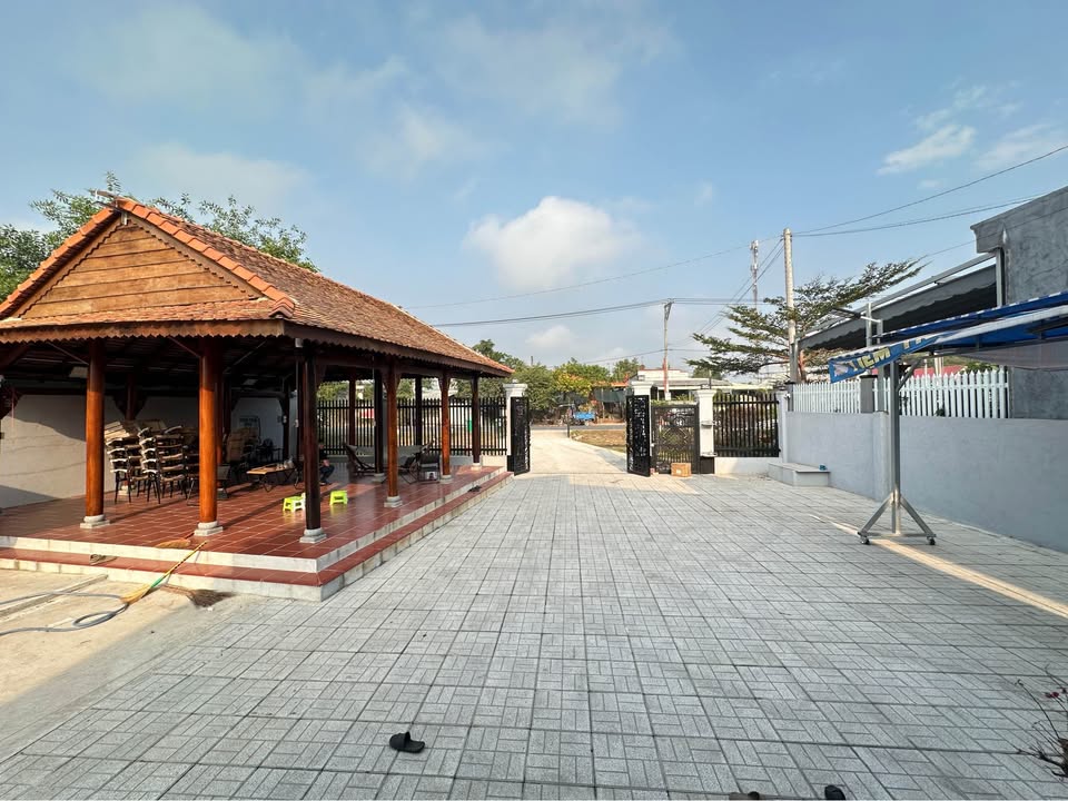 Nhà vườn 1000m² Gò Dầu, Củ Chi - Thiết kế hiện đại, chỉ việc vào ở!