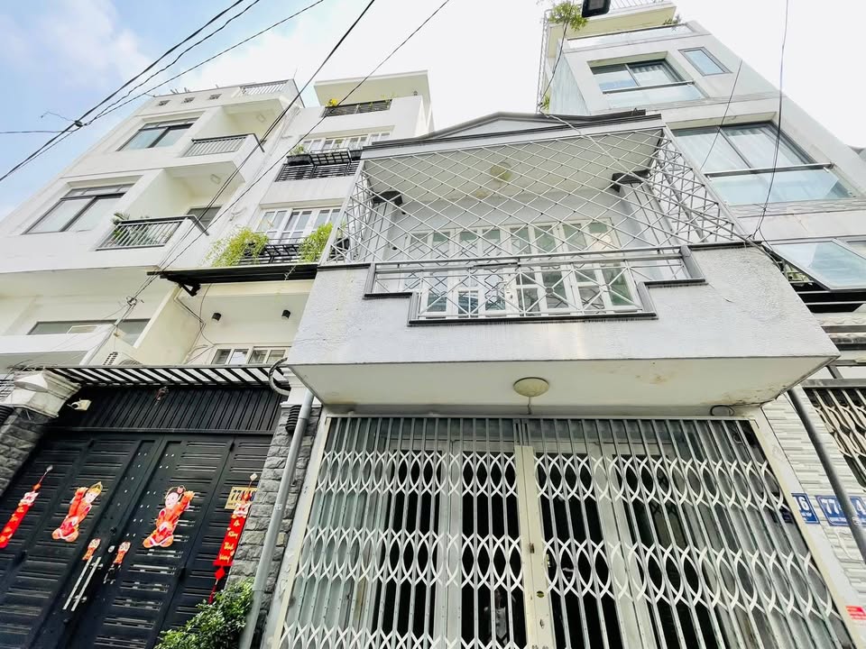 Nhà hẻm xe hơi Quang Trung, Gò Vấp 44m² giá chỉ 5.55 tỷ - Cơ hội không thể bỏ lỡ!