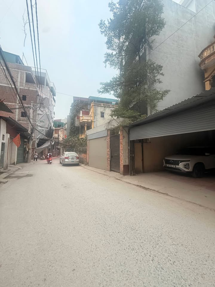 Căn hộ CCMN Đức Diễn 37m² giá thỏa thuận - Thiết kế 8 phòng khép kín, thang máy hiện đại!