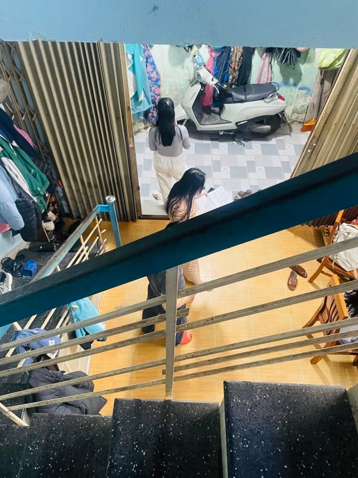 Nhà 2 tầng tại Triệu Nữ Vương, Hải Châu giá chỉ 2 tỷ - Cơ hội đầu tư hấp dẫn!