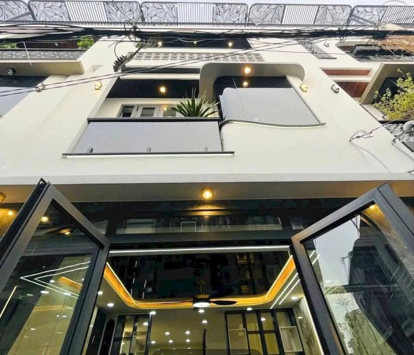 Nhà mặt tiền Giang Văn Minh 42m² giá 10 tỷ - Căn nhà bề thế chính chủ