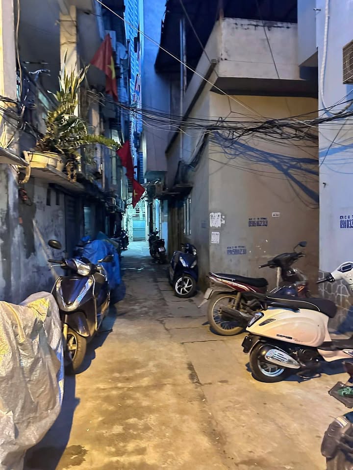 Đất nền Vinhomes Metropolis 32m² giá 7.95 tỷ - Lô góc tiện xây dựng ngay!