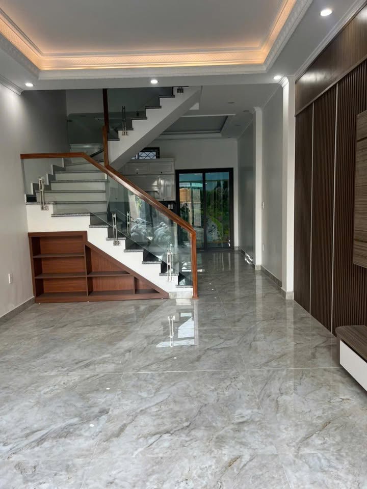 Nhà phố Đằng Hải, Hải Phòng 52m² giá 3.4 tỷ - Vị trí siêu đẹp, ô tô vào tận nhà!