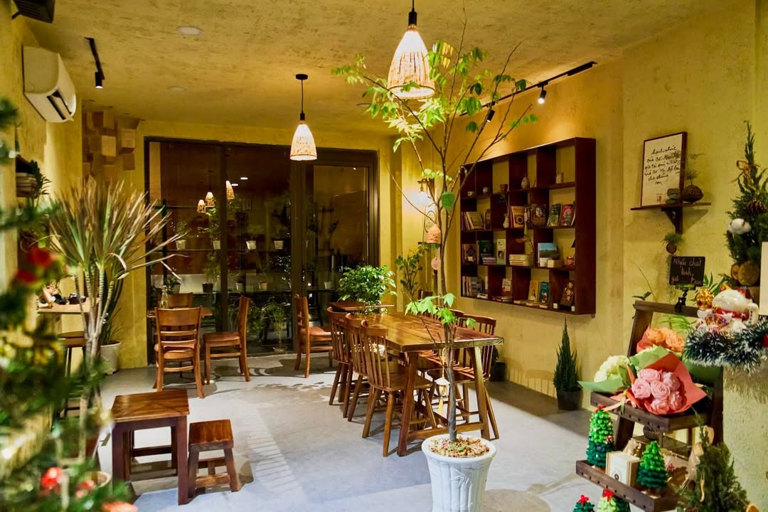 Quán cà phê Gò Vấp 79m² giá 150 triệu - Không gian đẹp, sẵn hoạt động!