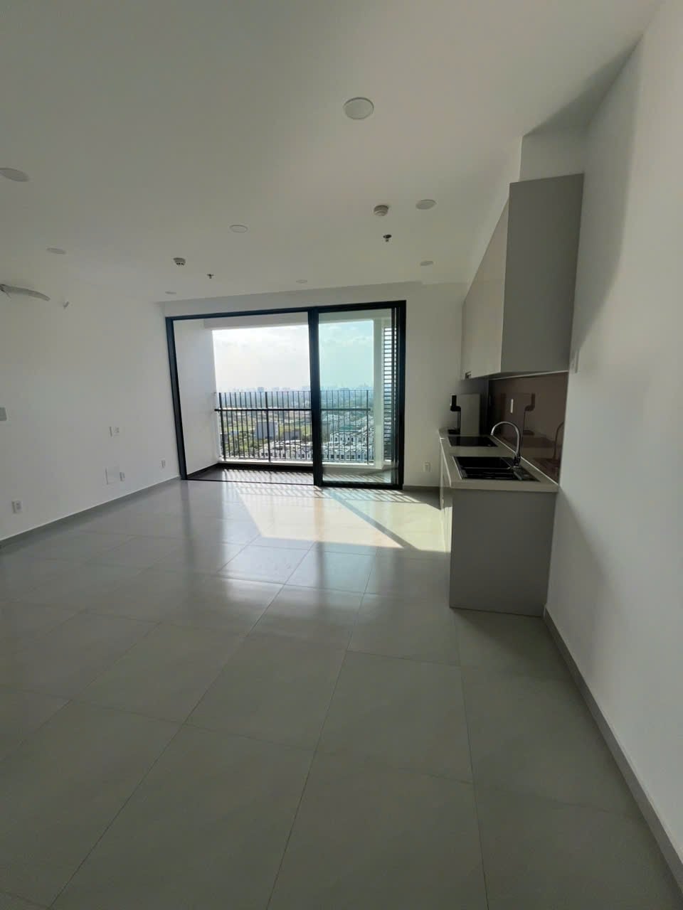 Căn góc 100m² giá 5.6 tỷ - Sổ hồng lâu dài - Vào ở ngay tại MT City Q9