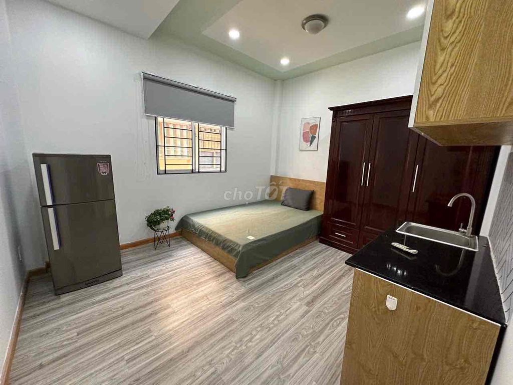 Studio Trần Đình Xu Quận 1 25m² giá 5.3 triệu - Cửa sổ trời lớn, dọn vào ở ngay!