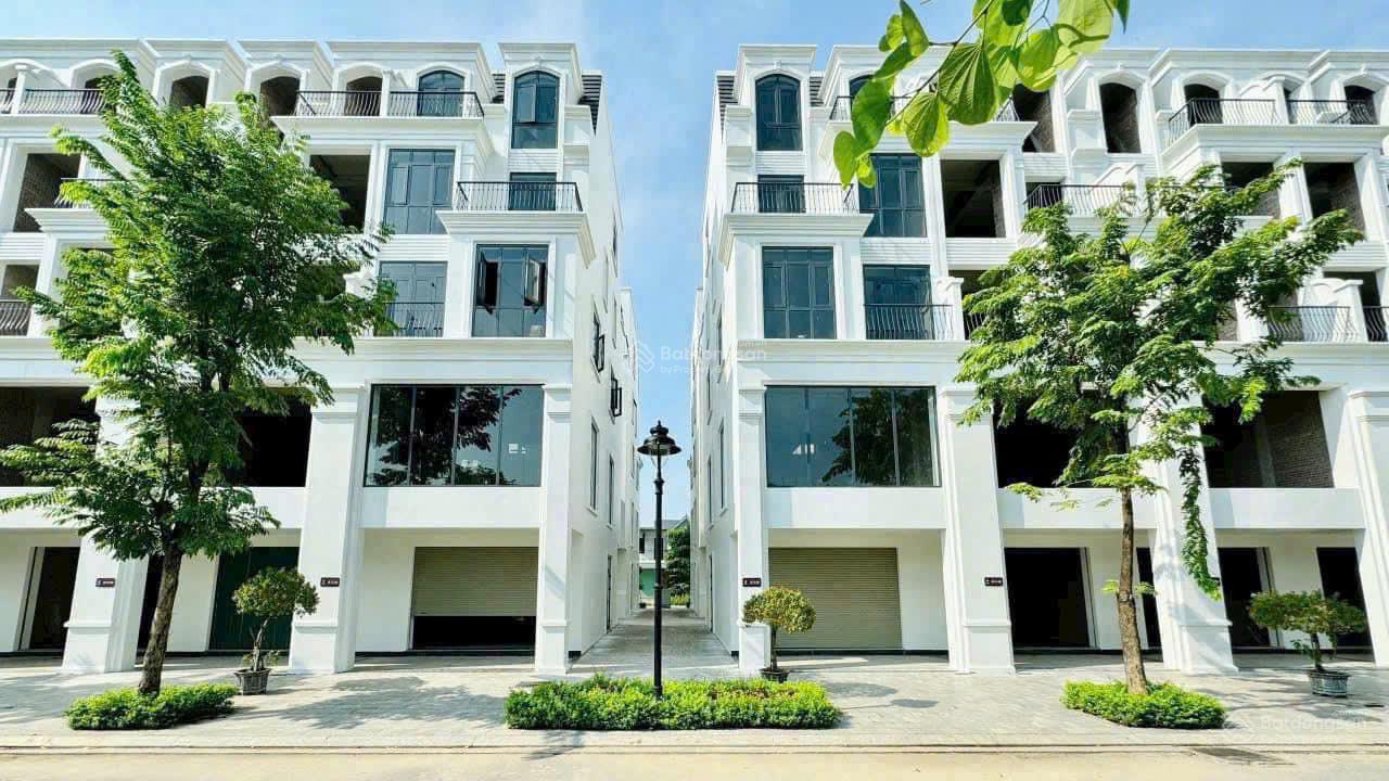 Nhà liền kề Hinode Royal Park 100m² giá tốt - Hỗ trợ lãi suất 0%