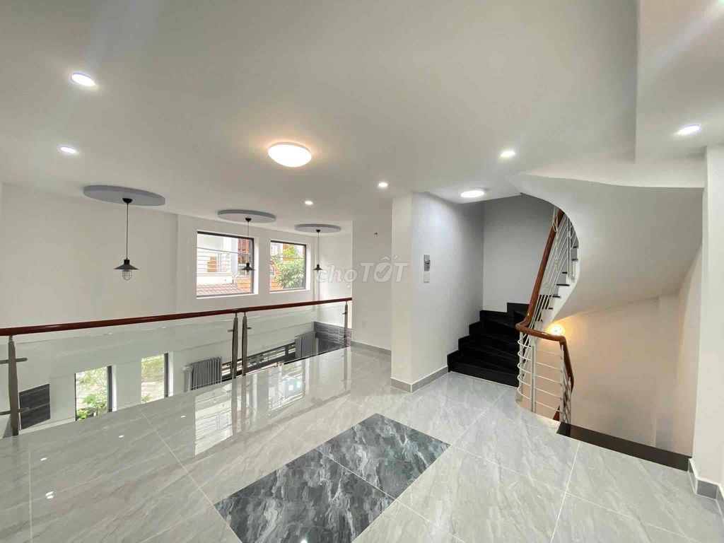 Nhà cho thuê hẻm 113 Trần Quang Diệu, Quận 3, 48m² - Phù hợp kinh doanh online!