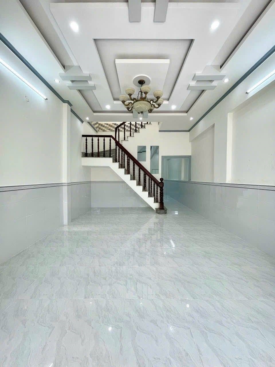 Nhà phố Cái Khế, Cần Thơ 95m² giá 4.25 tỷ - Trung tâm thành phố, tiện nghi đầy đủ!