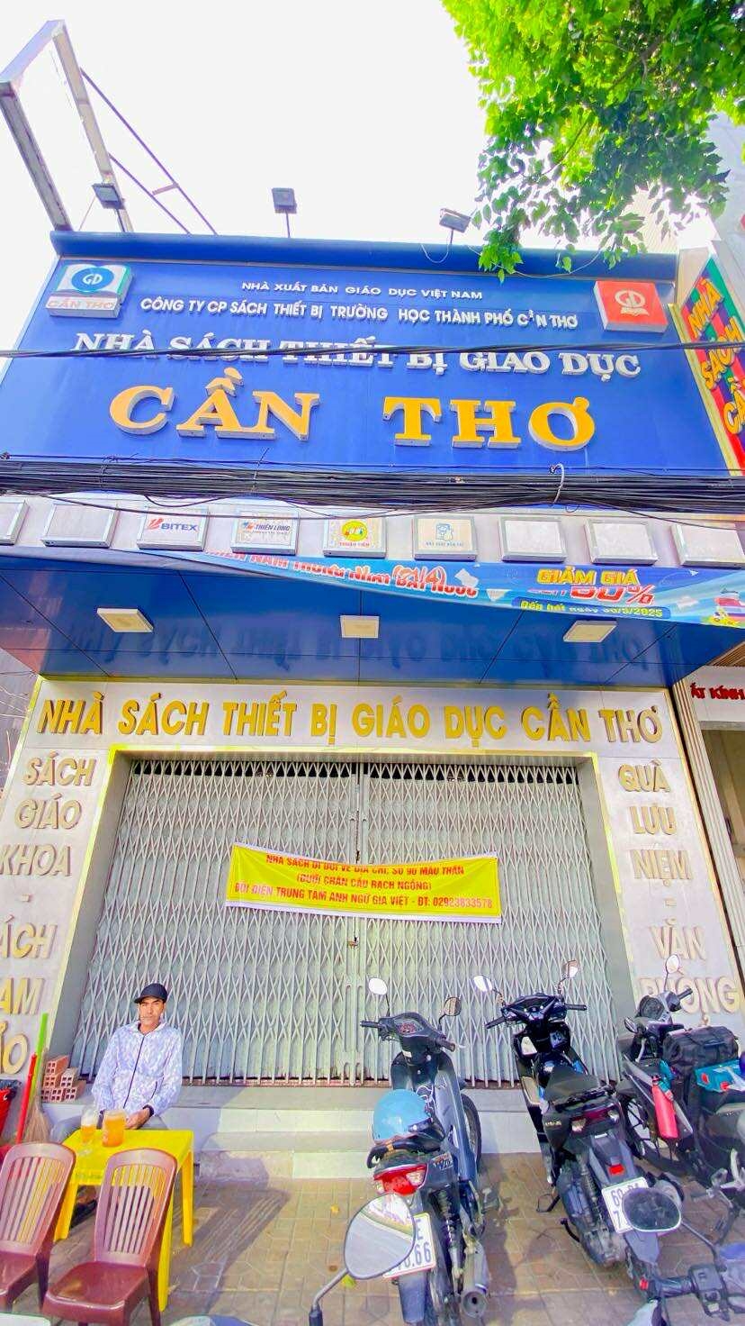 Nhà cho thuê mặt tiền Nguyễn Văn Cừ, Ninh Kiều 150m² - Kinh doanh sầm uất