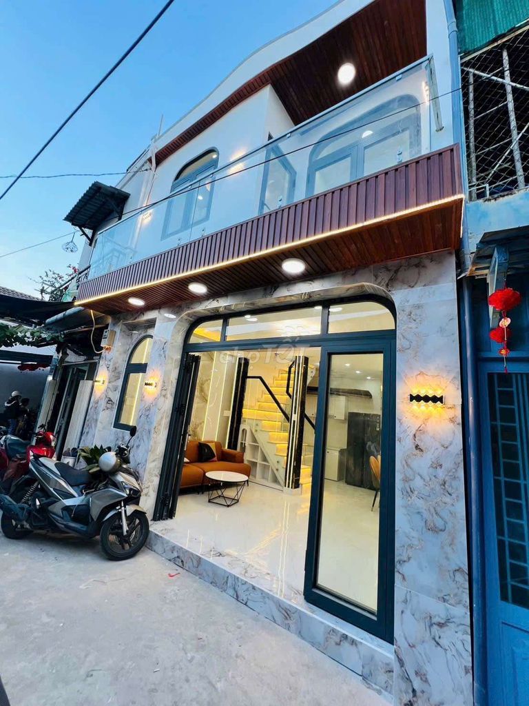 Nhà đẹp Phú Thuận Quận 7 30m² giá 4.25 tỷ - Chính chủ bán gấp!