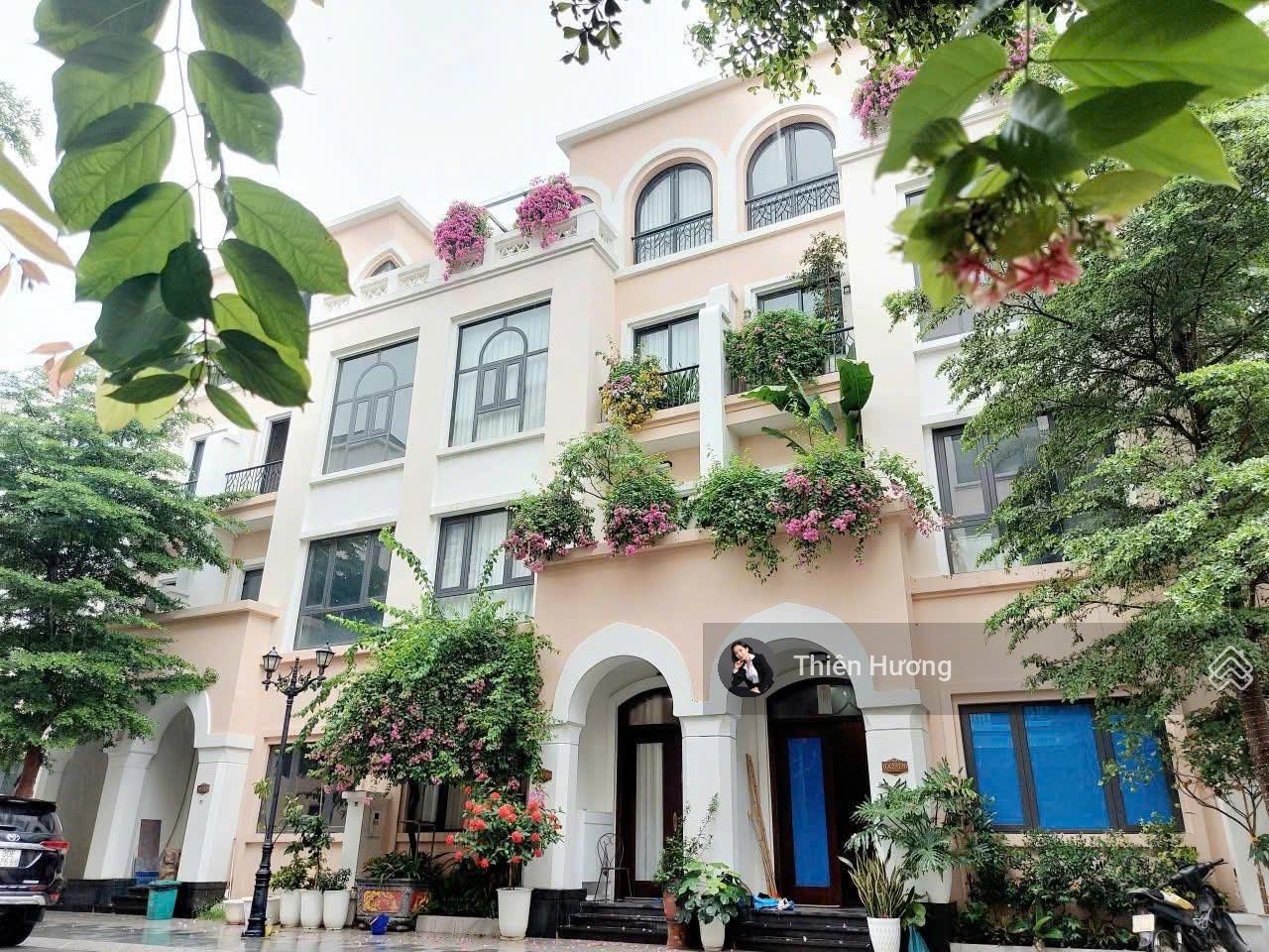 Liền kề Vinhomes Ocean Park 2, Hải Âu 78m² giá 10 tỷ - Cơ hội đầu tư hiếm có!