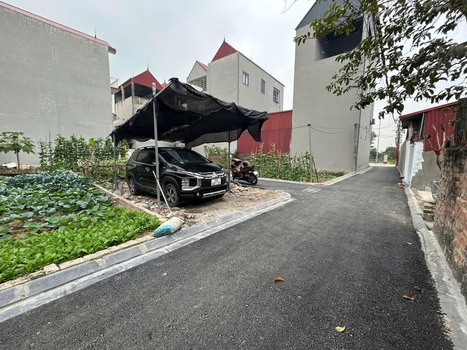 Đất nền thôn Đoài Nam Hồng 50m² giá chưa đến 4 tỷ - Ô tô vào tận nơi!