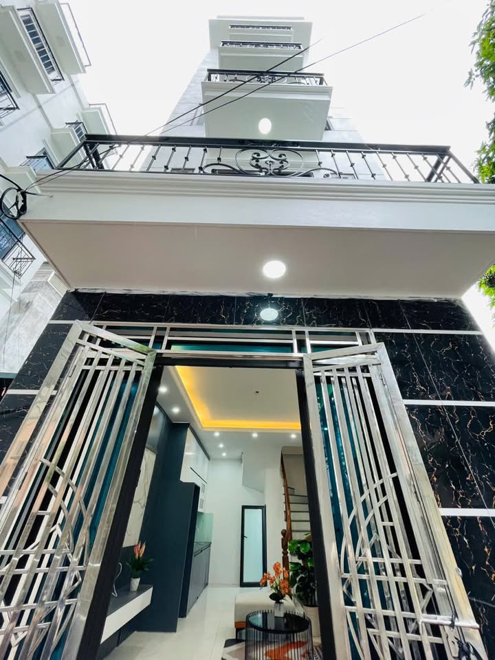 Nhà đẹp Phường Quang Trung, Hà Đông 33m² giá 6 tỷ - Sẵn sàng đón Tết!