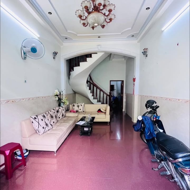 Nhà phố 4 tầng Trường Chinh, Tân Bình 72m² giá 10 tỷ - Chính chủ, sổ hồng đầy đủ!