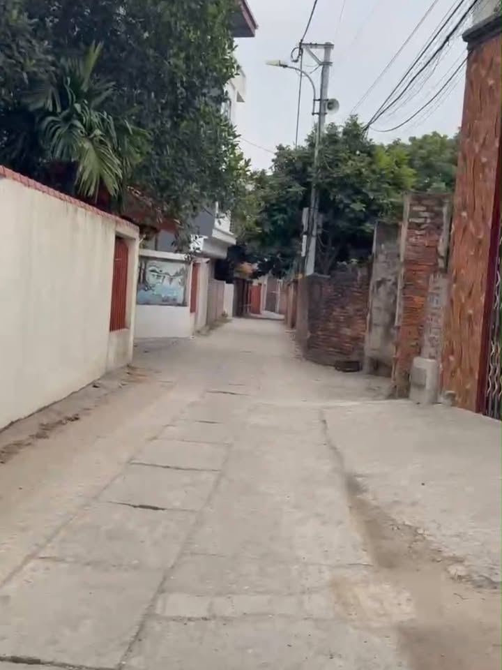 Đất nền góc Vân Trại - Nam Sơn 60.1m² giá 2.4 tỷ - Vị trí đắc địa!