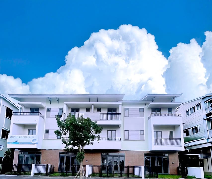 Shophouse SH4 Centacity Tân Uyên 90m² giá 6 tỷ - Chính chủ bán gấp!