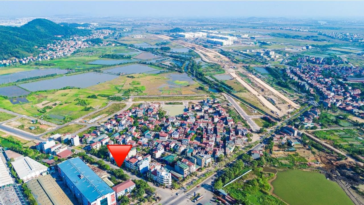 Bán lô FrontHouse Tiên Xá, P.Hạp Lĩnh 90m² giá 7.3 tỷ - Kinh doanh sầm uất!