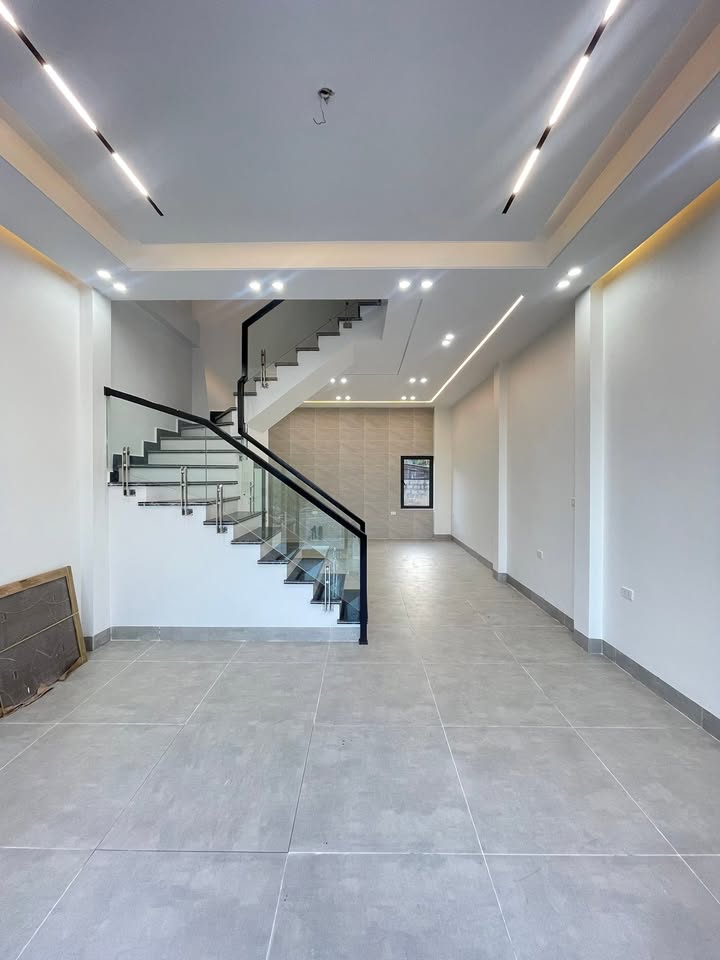 Nhà phố tân cổ điển Hạ Long 65m² giá 2 tỷ - Không gian sống đẳng cấp!