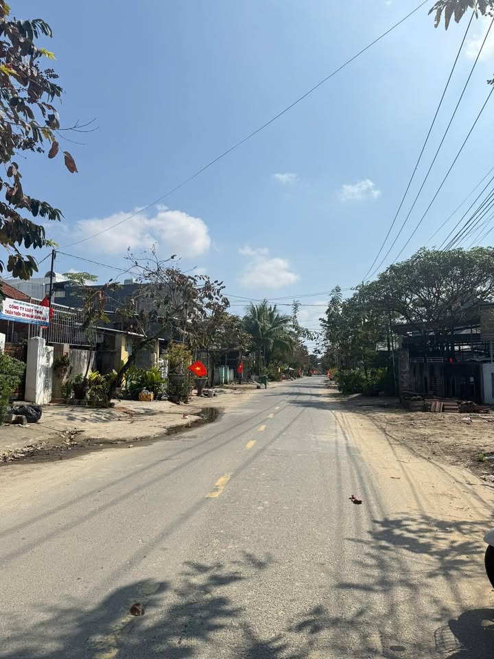 Đất nền Khối 8, Đường lớn Văn Tiến Dũng, 98m² giá 2.3 tỷ - Cơ hội đầu tư không thể bỏ lỡ!