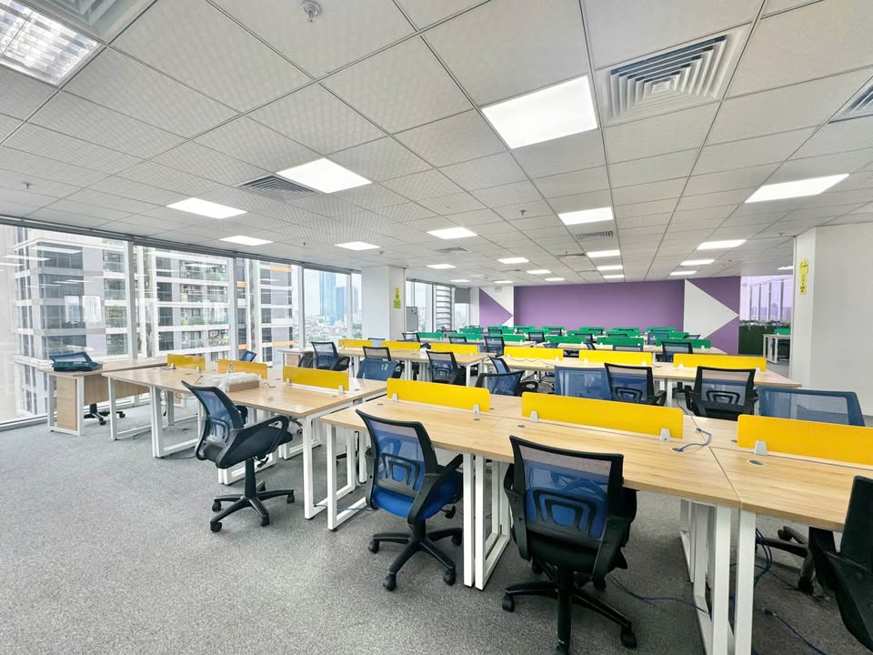 Văn phòng cho thuê tại Cầu Giấy, Hà Nội 300m² giá 75 triệu - View thoáng đãng, đầy đủ tiện nghi!