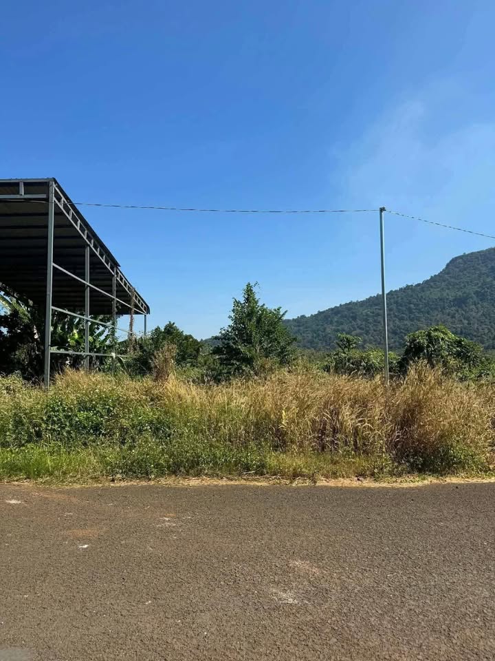 Đất nền mặt tiền đường Ken Nguyễn, Huyện Lộc Ninh, 420m² - Giá chỉ 1.6 tỷ!