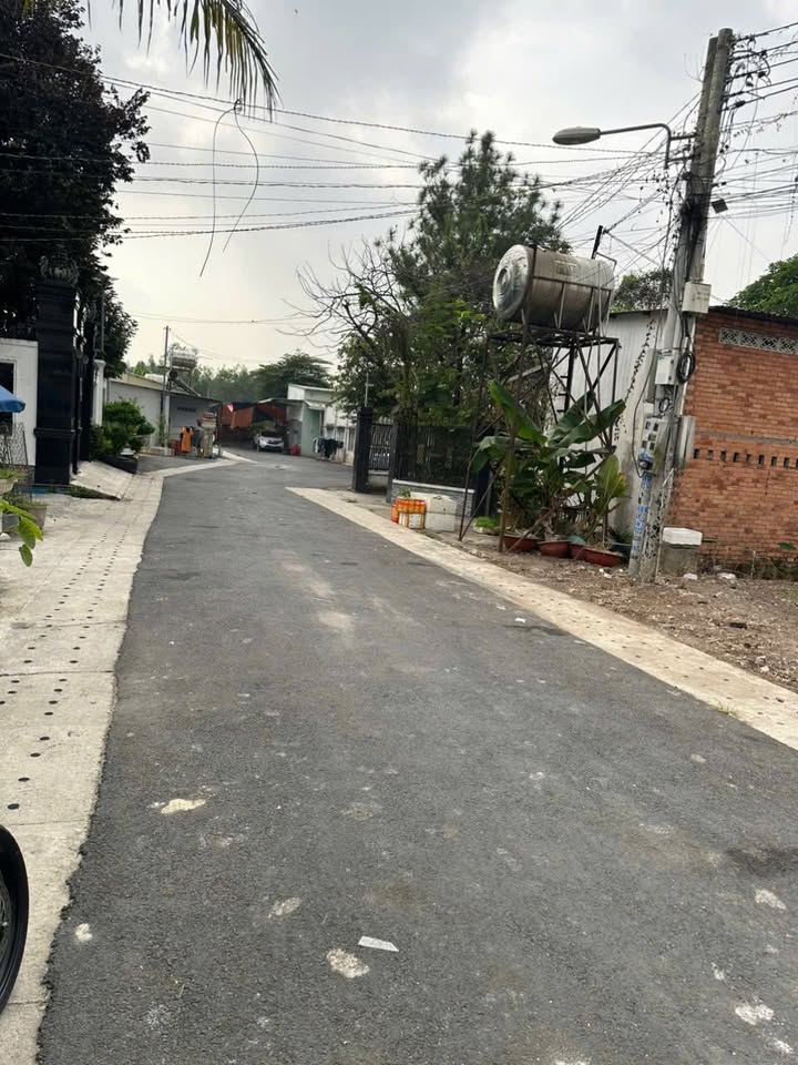 Đất nền chính chủ phường Tân Chánh Hiệp, Quận 12, 160m² giá 2.5 tỷ - Tiện ích đầy đủ!