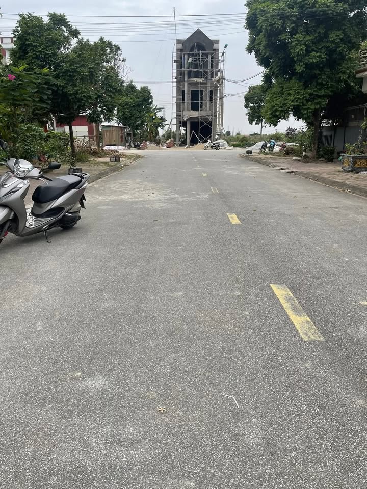 Đất Khu Viện cây Lương Thực, Liên Hồng 126m² giá 3 tỷ - Vị trí đắc địa, giao thông thuận lợi!