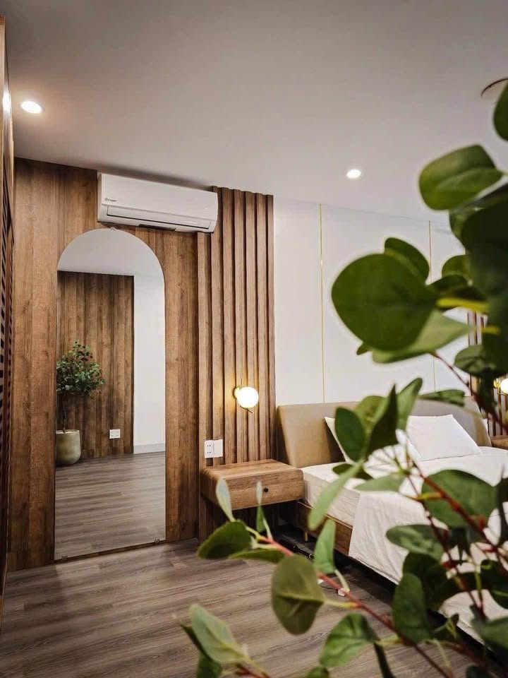 Tòa căn hộ 5 tầng mặt tiền Lê Lợi, Hải Châu - Đầu tư sinh lời chỉ 15 tỷ