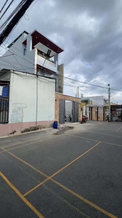 Dãy trọ Thống Nhất, Dĩ An 186m² giá 4 tỷ - Đầu tư sinh lời ổn định!