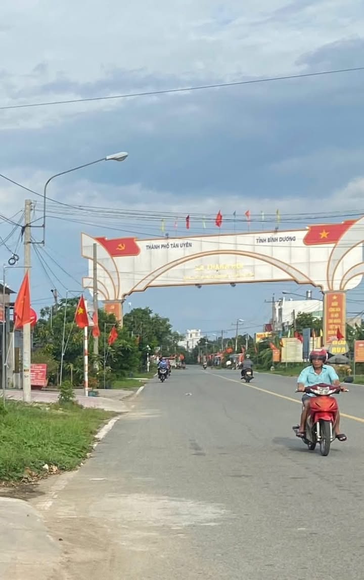 FrontHouse Tân Đông Hiệp 70m² giá 1 tỷ - Mặt tiền đường nhựa thuận tiện kinh doanh!