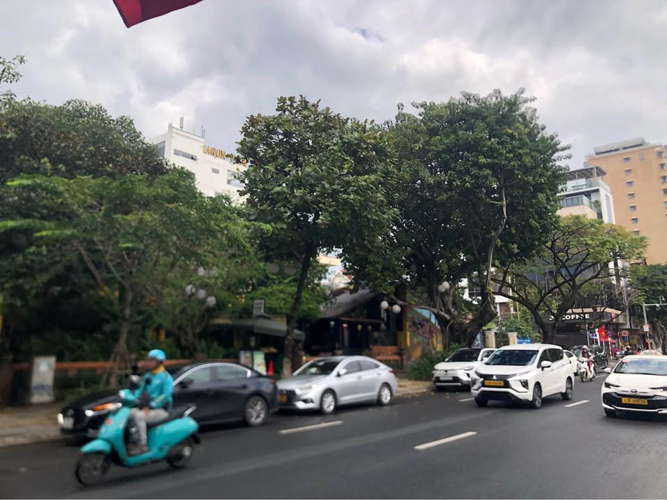 FrontHouse Trần Phú, Hải Châu, Đà Nẵng 108m² giá 10.8 tỷ - Đầu tư sinh lời nhanh!