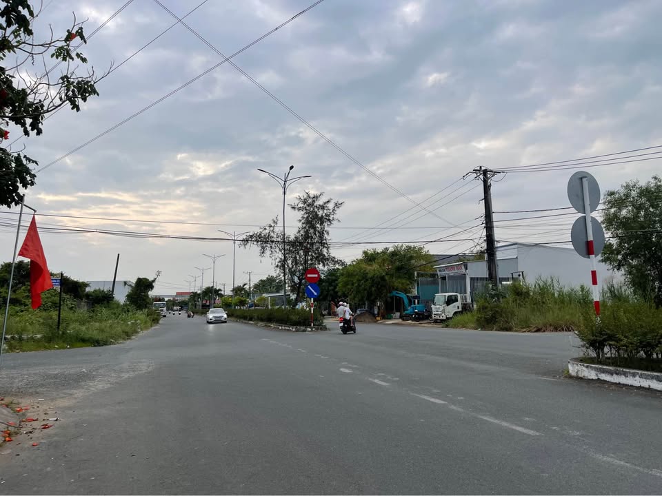 Đất nền góc 2 mặt tiền Lê Đức Thọ, 124m² giá 1.3 tỷ - Cơ hội đầu tư tuyệt vời!